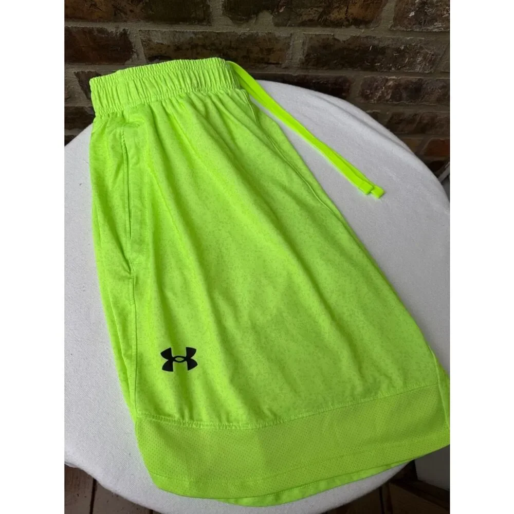Under Armour UA Men's Athletic Shorts Size Medium